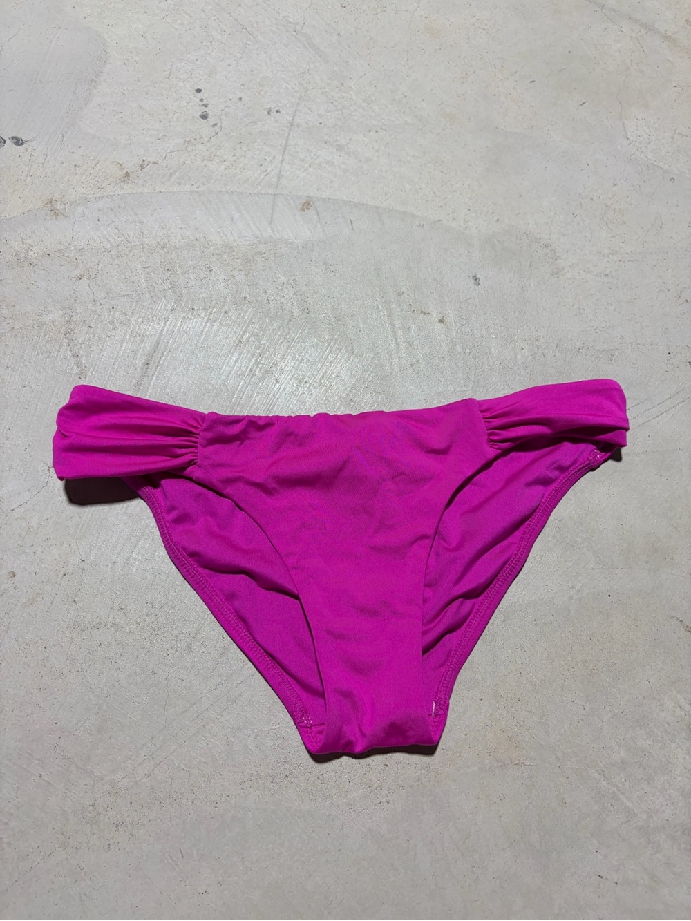 Victoria’s secret Women's Pink Bikini Bottom swim small